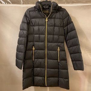 Michael Kors black packable down fill puffer coat w/ removable hood XS